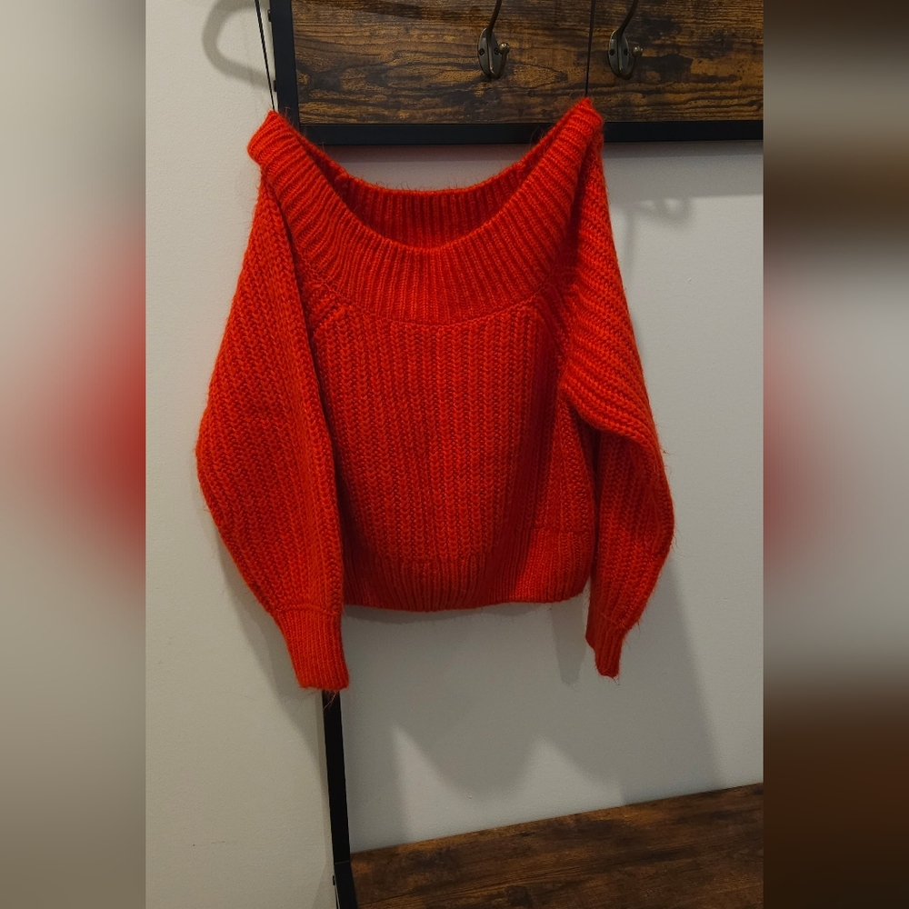 H&M sweater SOLD